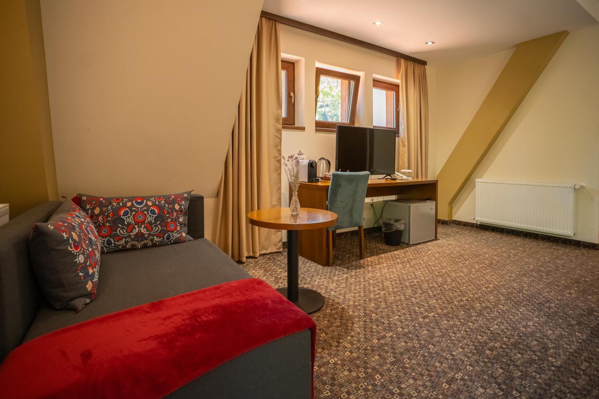 Opus Villa Sinaia Exterior photo A typical room at the hotel